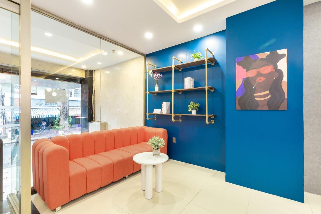Cozrum Smart - First Target Hotel ホーチミン市 エクステリア 写真