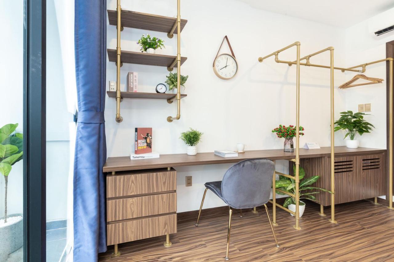 Cozrum Smart - First Target Hotel ホーチミン市 エクステリア 写真