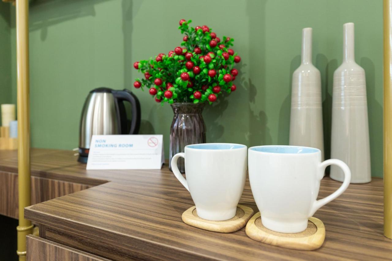 Cozrum Smart - First Target Hotel ホーチミン市 エクステリア 写真